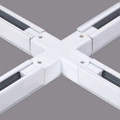 Rail system cross-splitting connector
