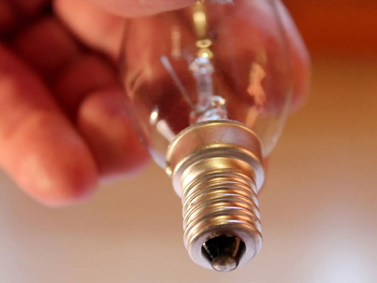 E14 LED Lamp filament vlam 5W 2200K dimbaar